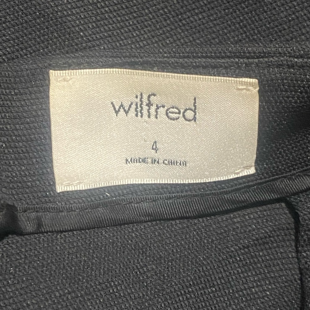 Wilfred Elegant Black Jumpsuit inseam 23.5 inch - Picture 9 of 10